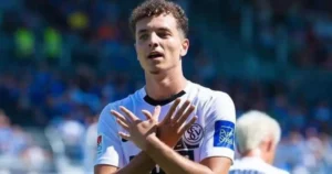 Barcelona targeting Kosovo striker Fisnik Asllani